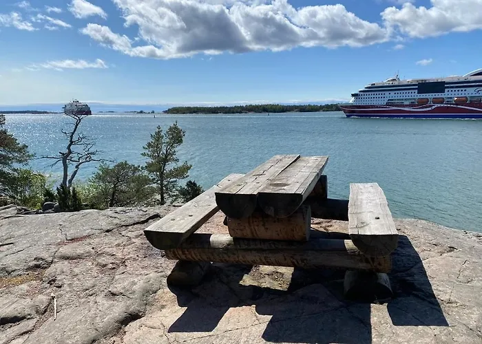 ヴィラ Near The Sea In A Scenic Area In マリエハムン
